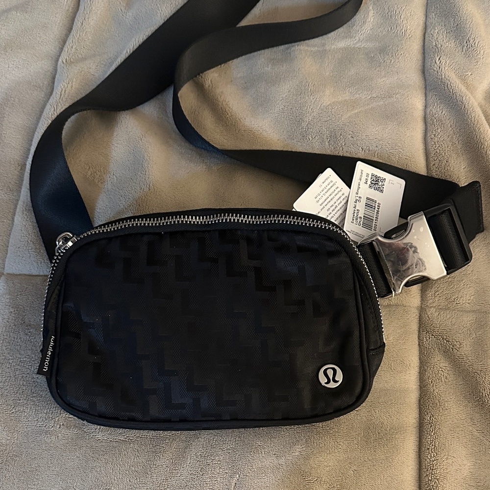 lululemon athletica Black Belt Bag